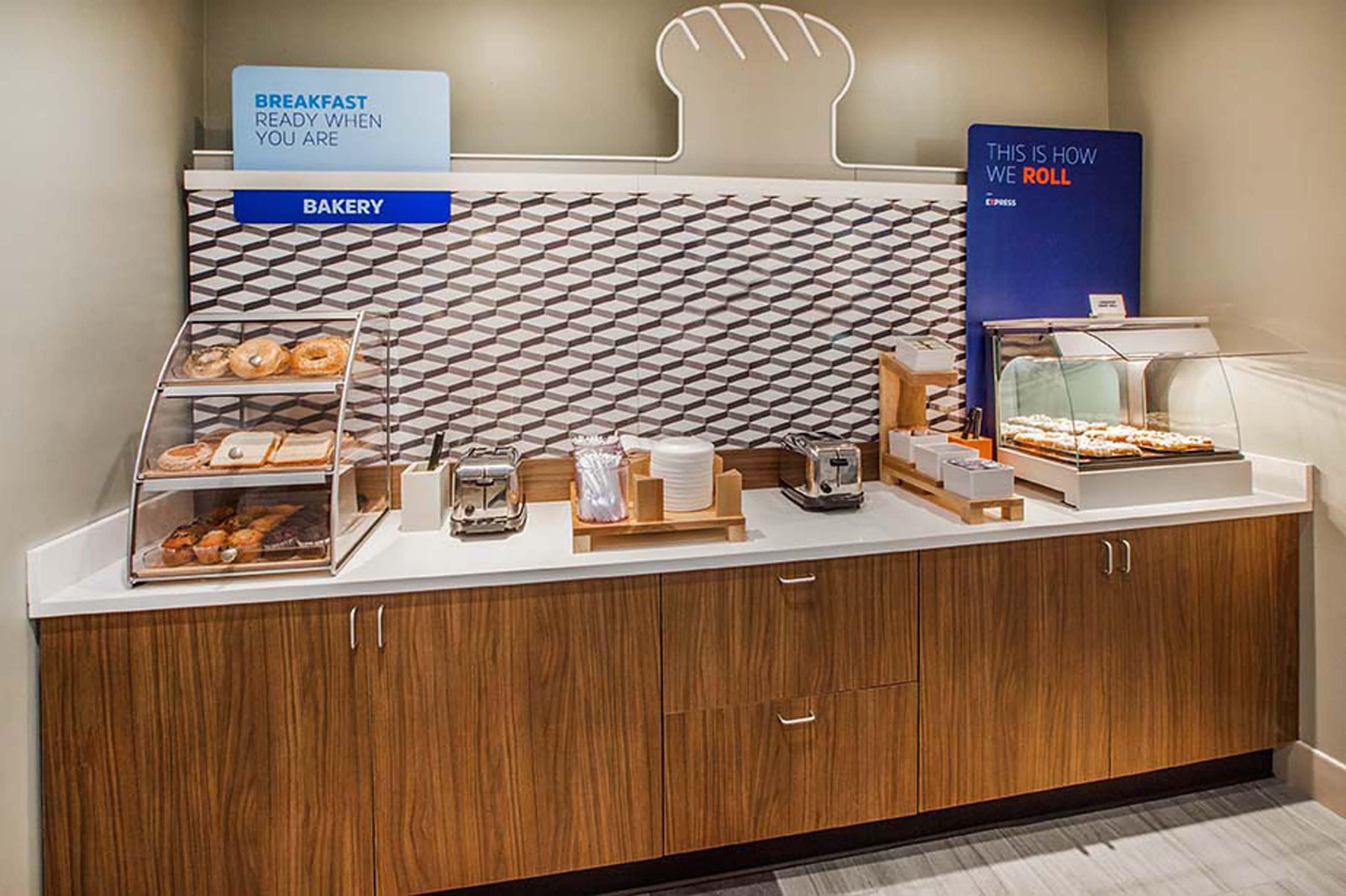 Holiday Inn Express Peachtree Corners-Norcross By Ihg Buitenkant foto